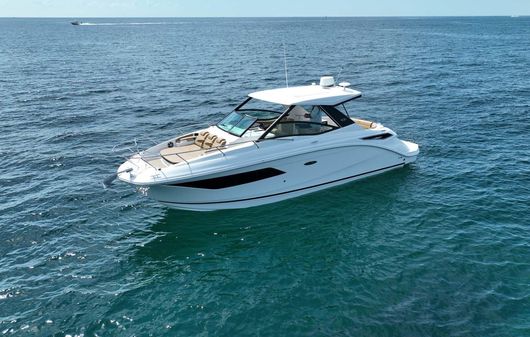 Sea Ray Sundancer 320 image