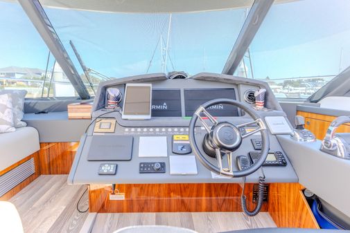 Riviera 5400 Sport Yacht Platinum Edition image