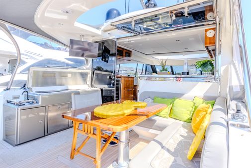 Riviera 5400 Sport Yacht Platinum Edition image