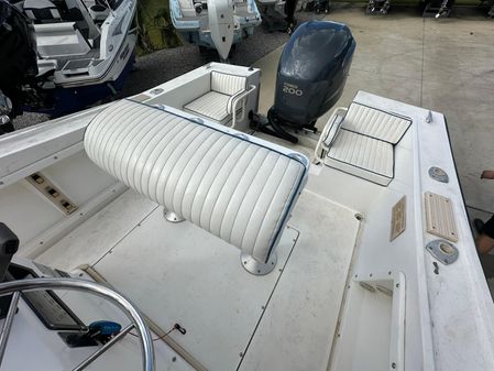 Mako 201-CENTER-CONSOLE image