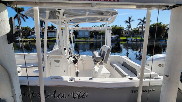 Tidewater 220-LXF image