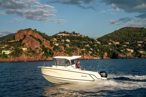 Quicksilver 625-PILOT-HOUSE-BOAT image