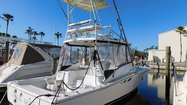 Luhrs 32 Open