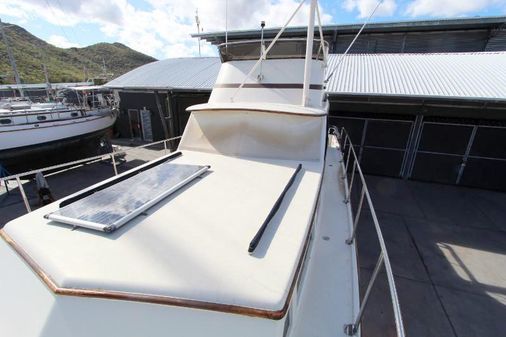 Roughwater 37 Flybridge image