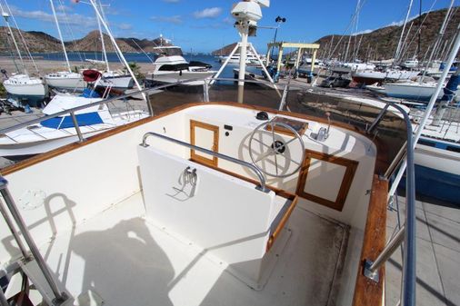 Roughwater 37 Flybridge image