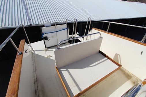 Roughwater 37 Flybridge image