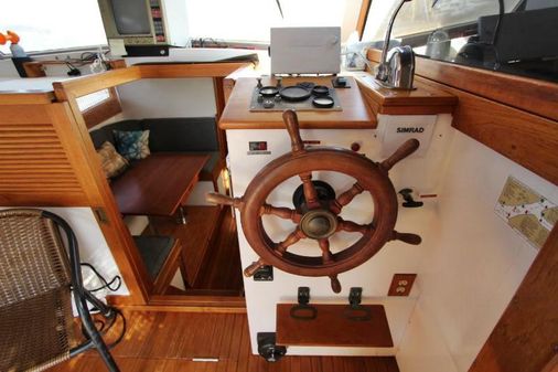 Roughwater 37 Flybridge image