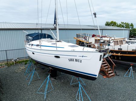 Bavaria 39 Cruiser image