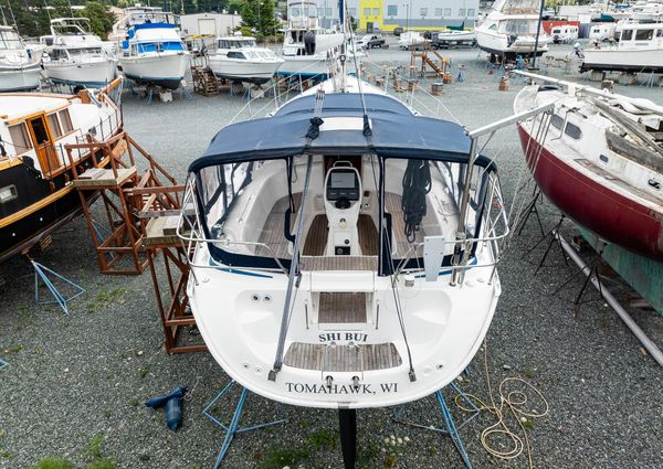 Bavaria 39 Cruiser image