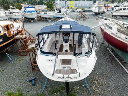 Bavaria 39 Cruiser image