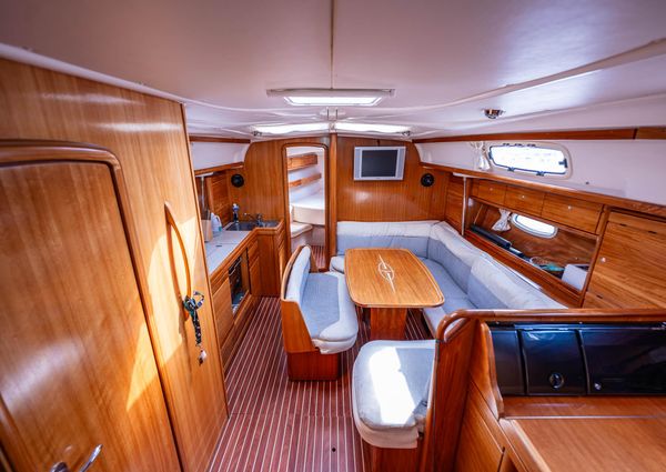 Bavaria 39 Cruiser image