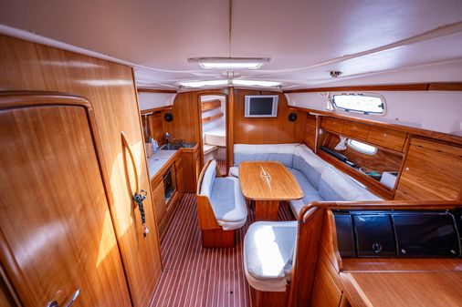 Bavaria 39 Cruiser image