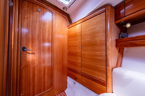 Bavaria 39 Cruiser image