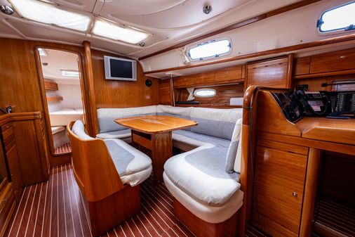 Bavaria 39 Cruiser image