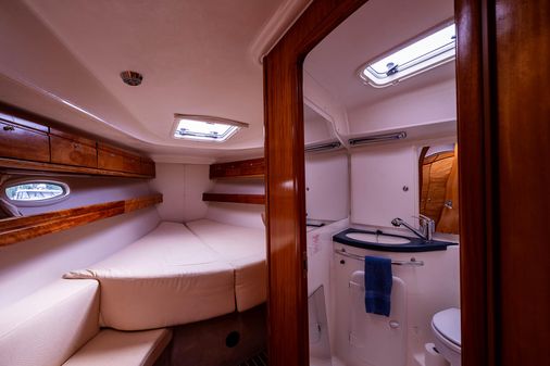 Bavaria 39 Cruiser image