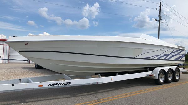 Baja 32 Outlaw