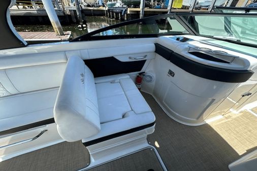 Sea Ray 270 SDX image