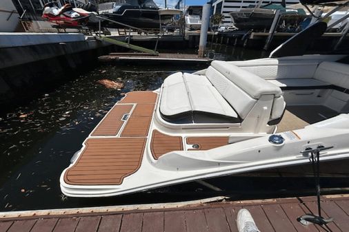 Sea Ray 270 SDX image