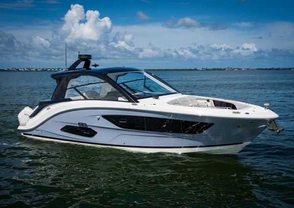 Sea Ray Sundancer 370 OB image