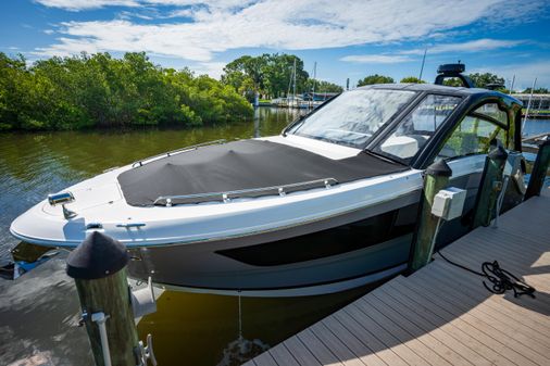 Sea Ray Sundancer 370 OB image