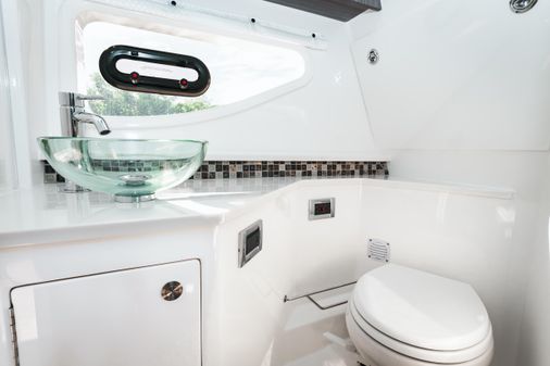 Sea Ray Sundancer 370 OB image