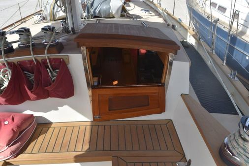 Custom Ketch 48 image