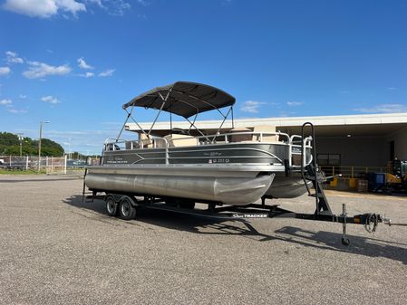 Sun-tracker FISHIN-BARGE-22-DLX image