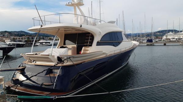 Mochi Craft 64 Cruiser