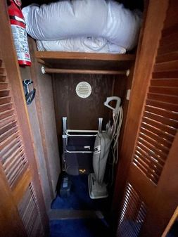 Chris-craft CATALINA-426 image