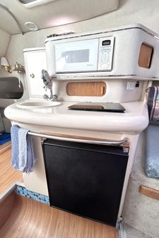 Sea Ray 270 Sundancer image