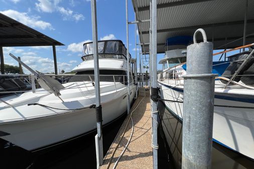 Carver 406-AFT-CABIN-MOTOR-YACHT image