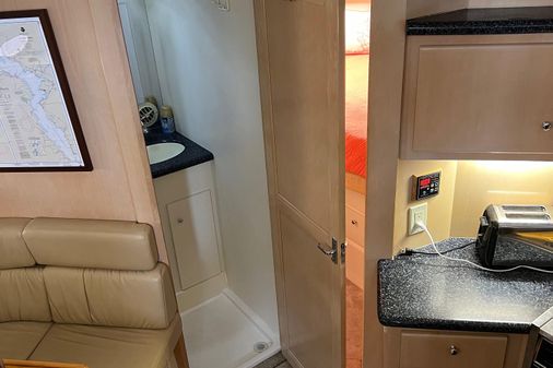 Carver 406-AFT-CABIN-MOTOR-YACHT image