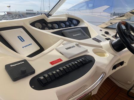 Sunseeker Predator 58 image