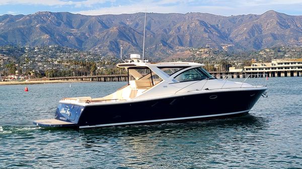 Tiara Yachts 3600 Coronet 