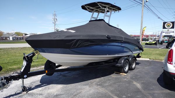 Yamaha Boats 210 FSH Sport 