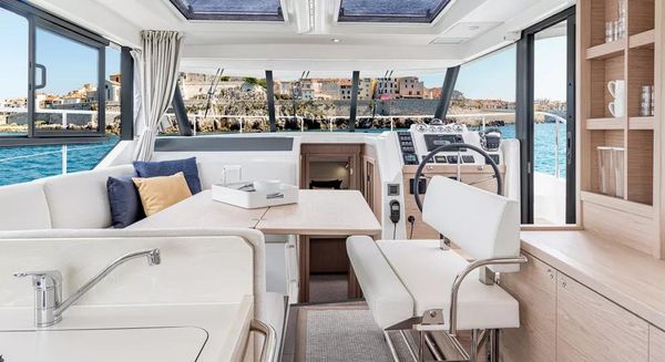 Beneteau Swift Trawler 41 Fly image