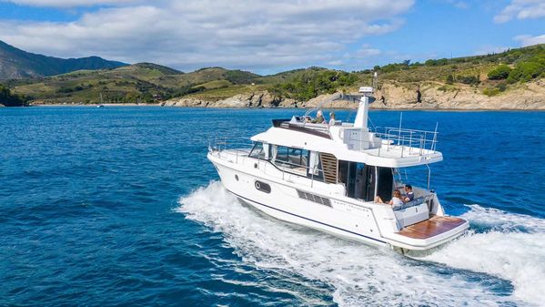 Beneteau Swift Trawler 41 Fly image