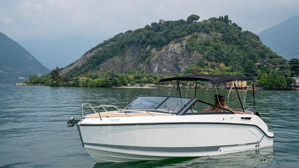 Quicksilver Activ 675 Cruiser 