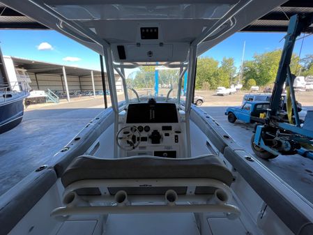 Sea Fox 268 Commander image