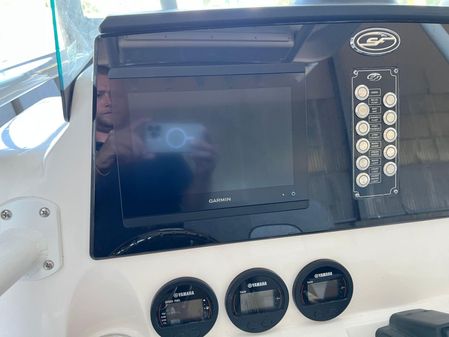 Sea Fox 268 Commander image