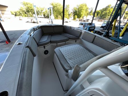 Sea Fox 268 Commander image