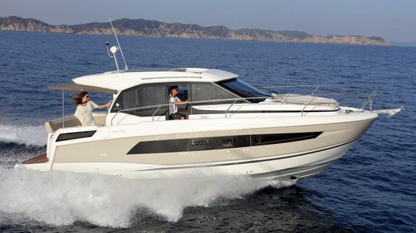 Jeanneau NC 33