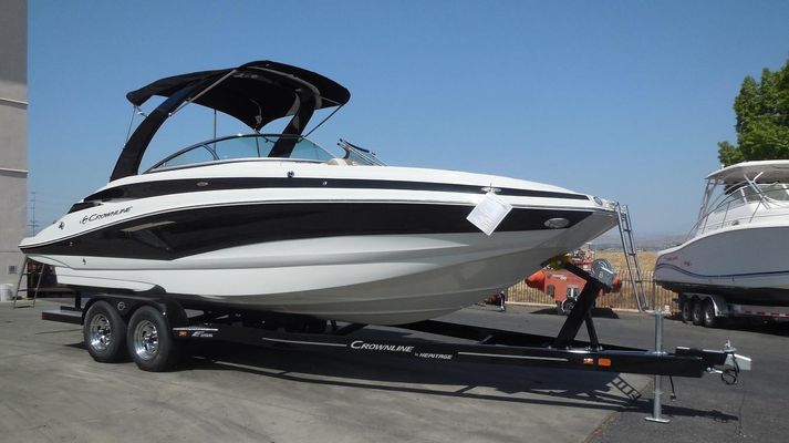 Crownline E255 EC - main image