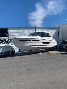 Regal 38XO image