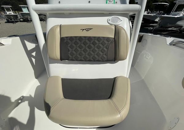 Tidewater 220-LXF image