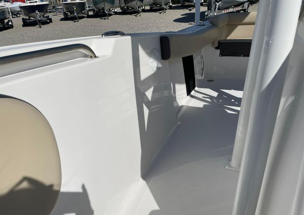 Tidewater 220-LXF image