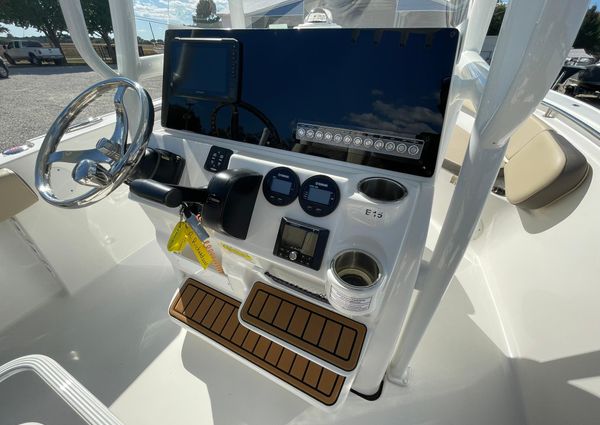 Tidewater 220-LXF image