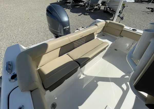 Tidewater 220-LXF image