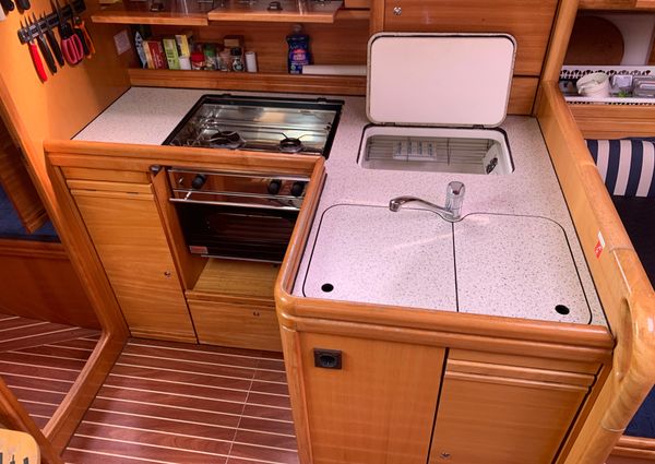 Bavaria 38 Cruiser image