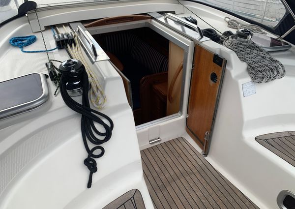 Bavaria 38 Cruiser image